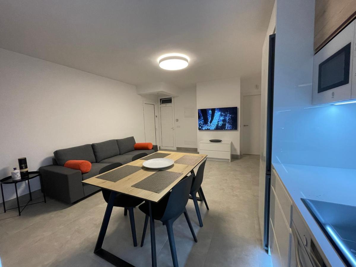 Izaro Apartamento Atico De Lujo Cerca De Playa Dorada Playa Blanca  Extérieur photo