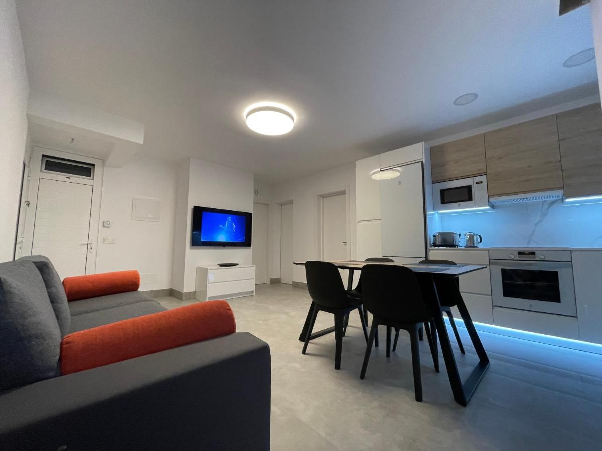 Izaro Apartamento Atico De Lujo Cerca De Playa Dorada Playa Blanca  Extérieur photo