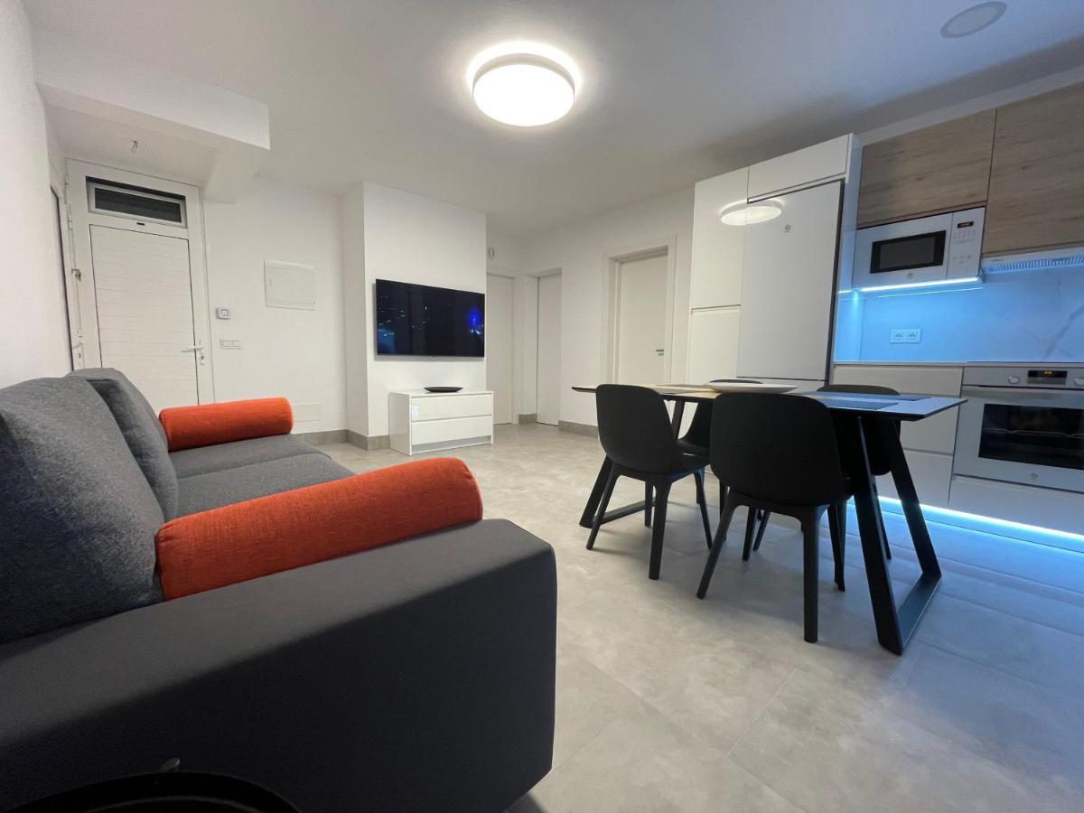 Izaro Apartamento Atico De Lujo Cerca De Playa Dorada Playa Blanca  Extérieur photo