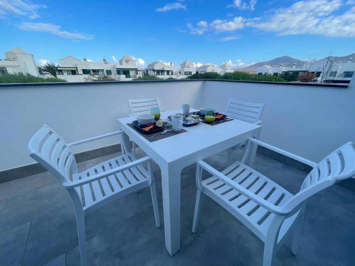 Izaro Apartamento Atico De Lujo Cerca De Playa Dorada Playa Blanca  Extérieur photo