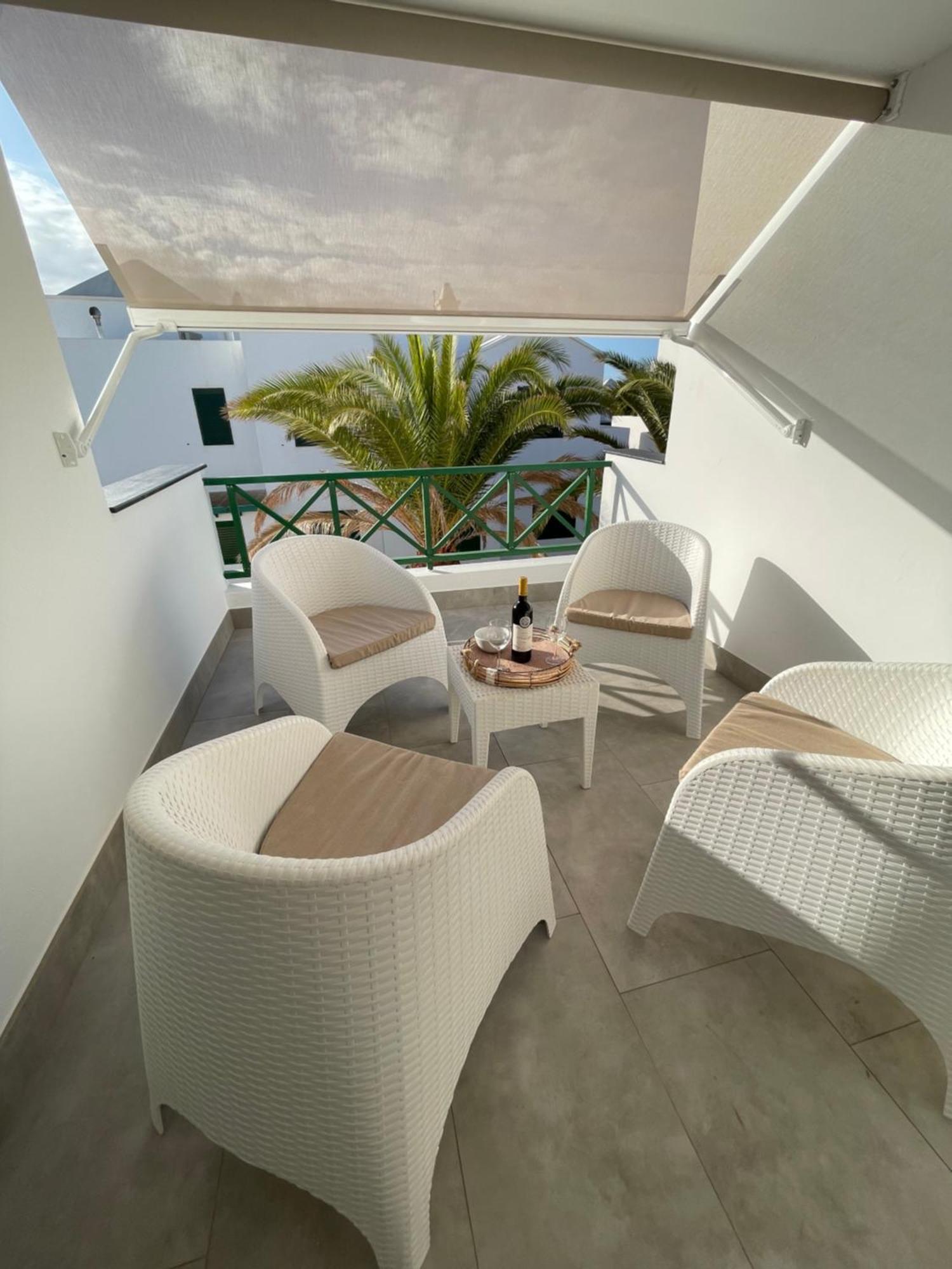 Izaro Apartamento Atico De Lujo Cerca De Playa Dorada Playa Blanca  Extérieur photo