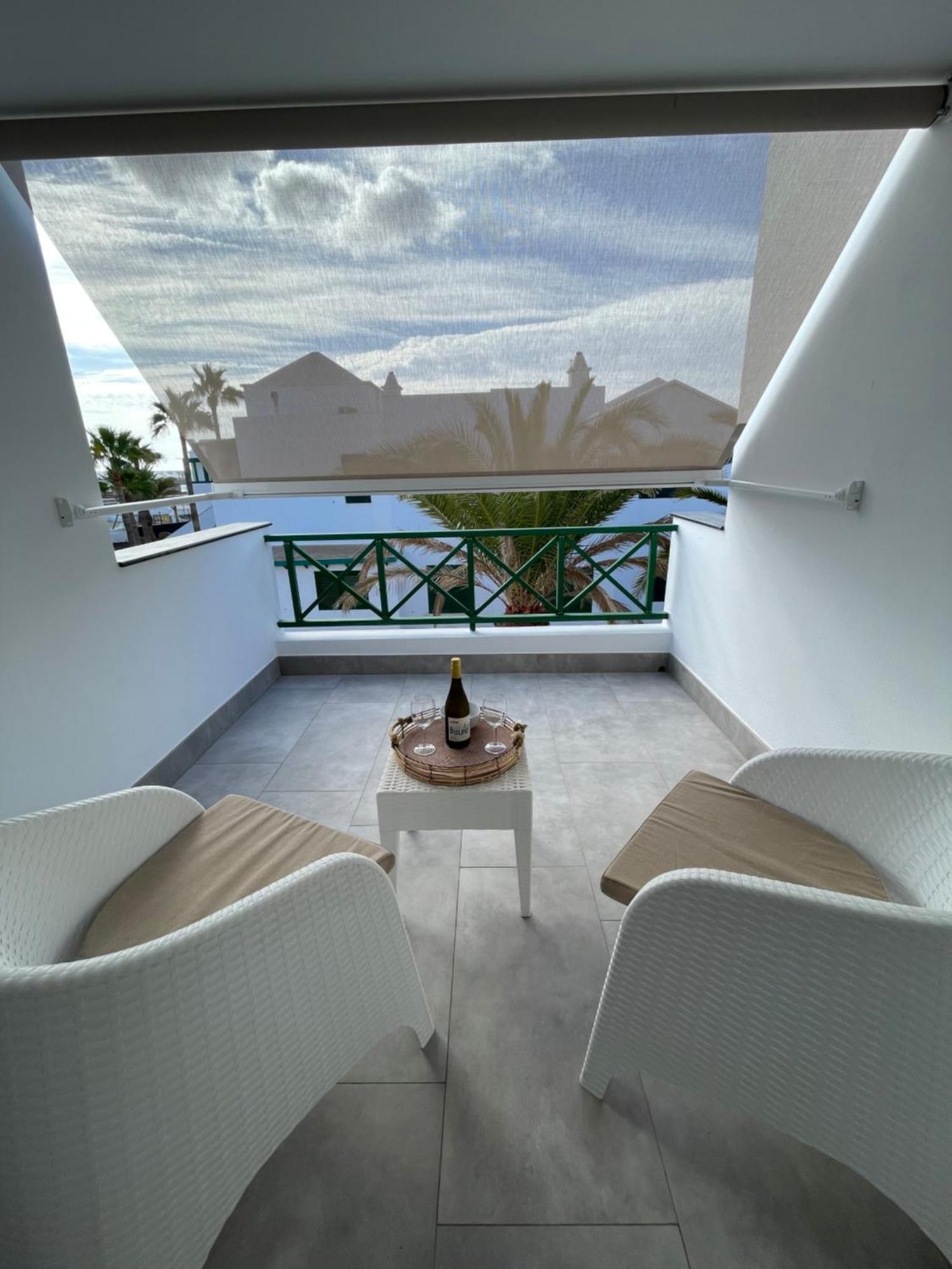 Izaro Apartamento Atico De Lujo Cerca De Playa Dorada Playa Blanca  Extérieur photo